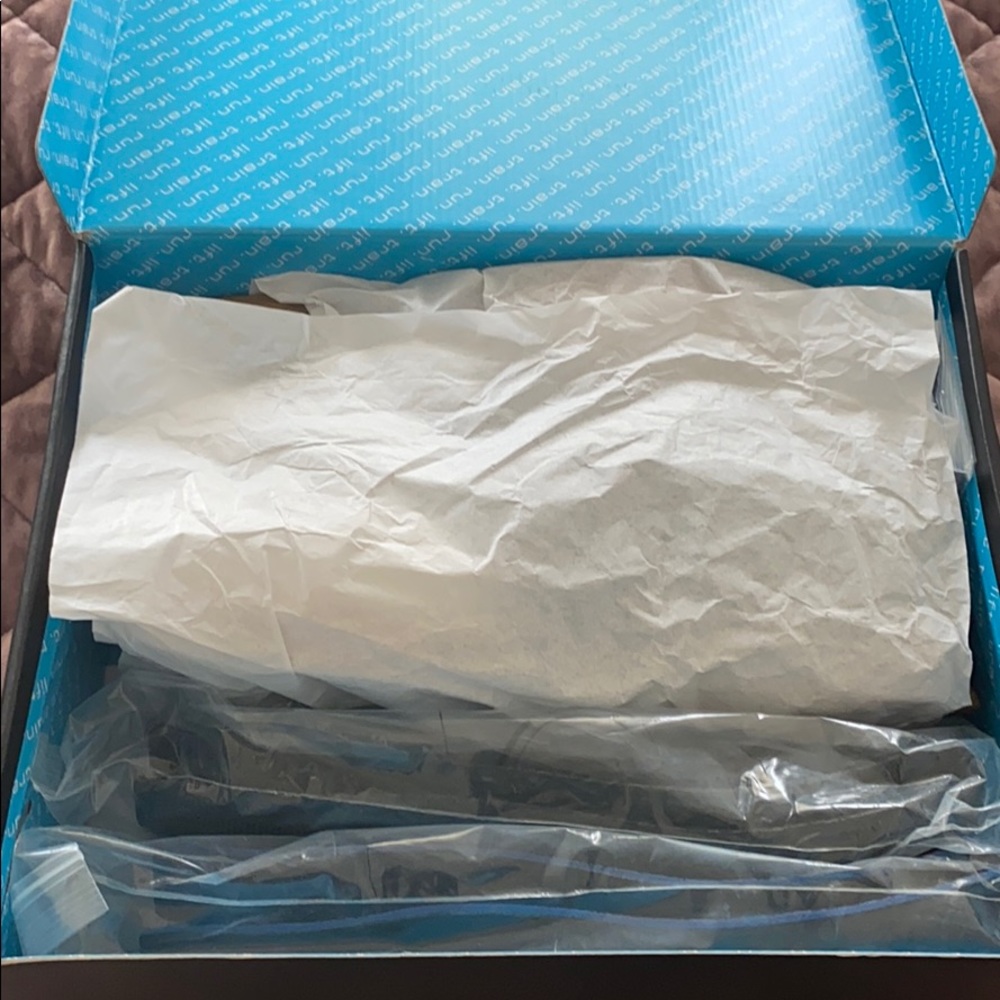 Shoes - Size 14 Hylete Cross-Trainers. - Picture 2 of 5